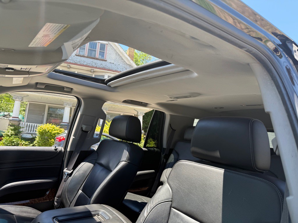 2015 Chevrolet Tahoe Image 9