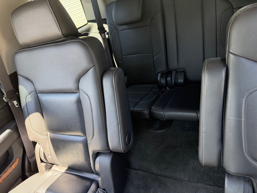 2015 Chevrolet Tahoe Image 12