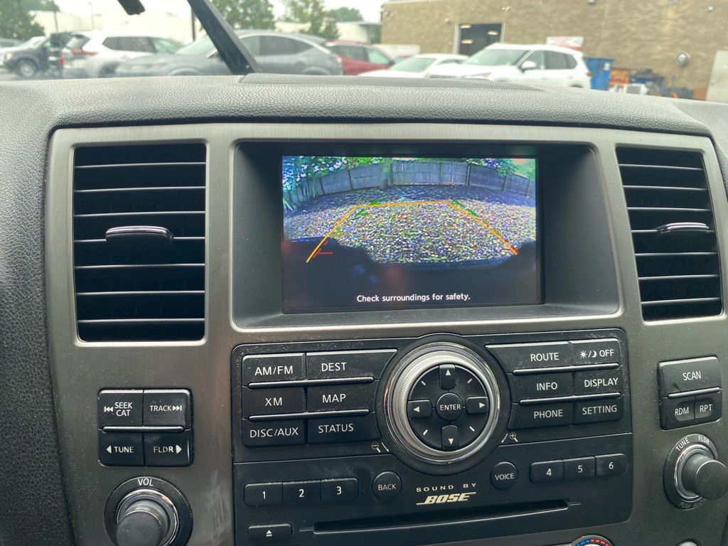 2013 Nissan Armada Image 10