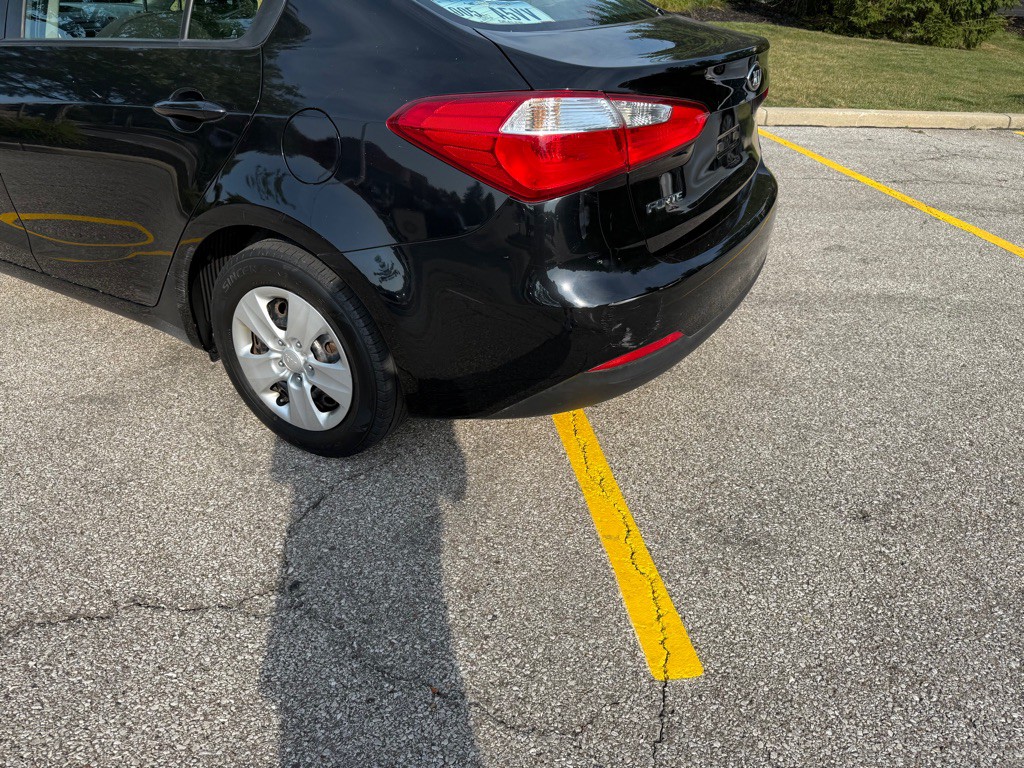 2016 Kia Forte Image 3