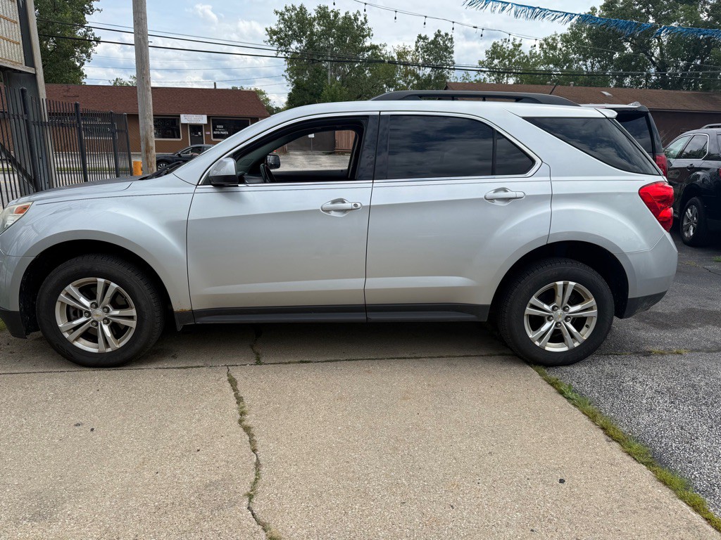 2015 Chevrolet Equinox Image 2
