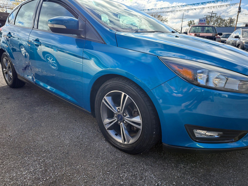 2016 Ford Focus Image 2