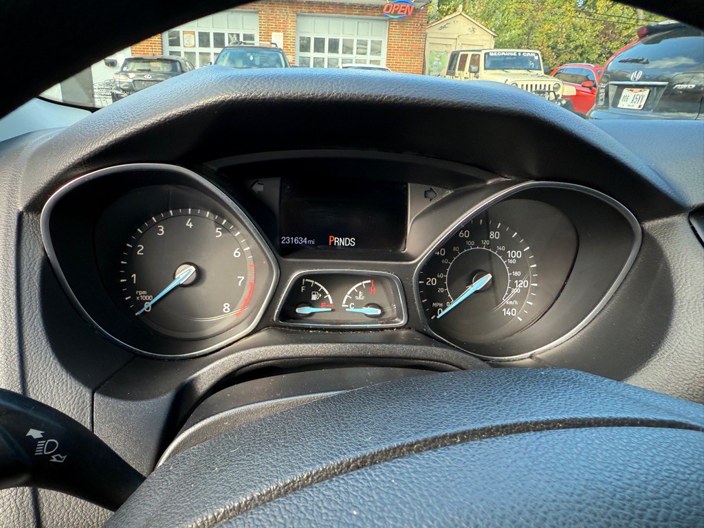 2016 Ford Focus Image 7