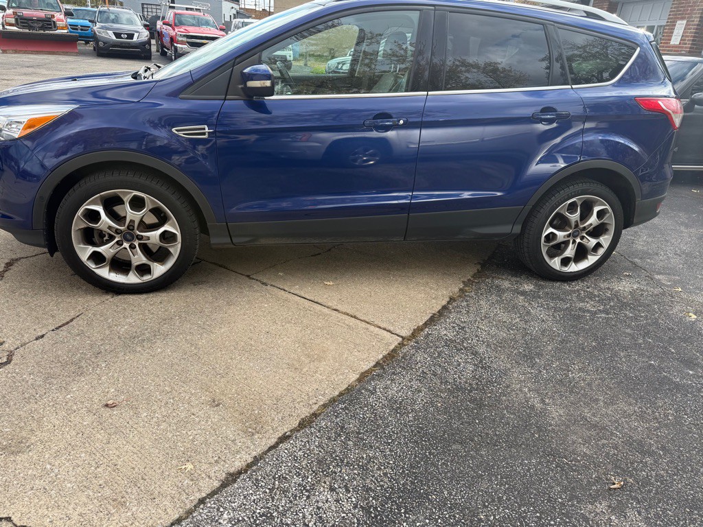 2015 Ford Escape Image 2