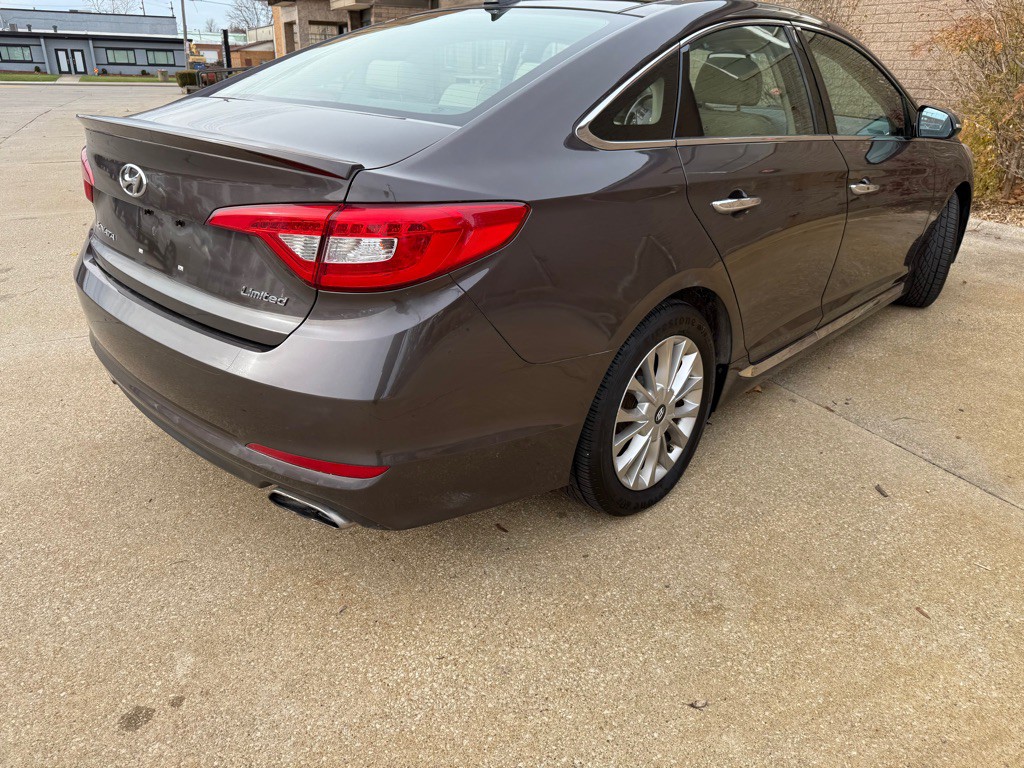 2015 Hyundai Sonata Image 18