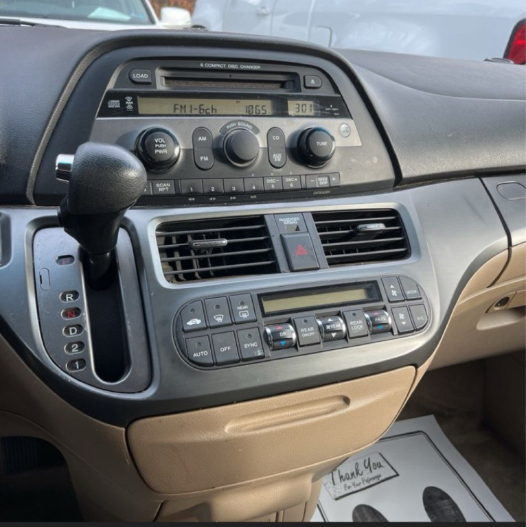 2007 Honda Odyssey Image 18