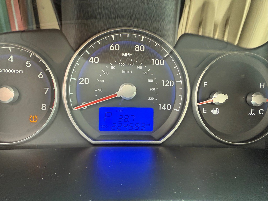 2011 Hyundai Santa Fe Image 9