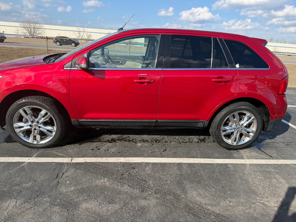 2012 Ford Edge Image 2