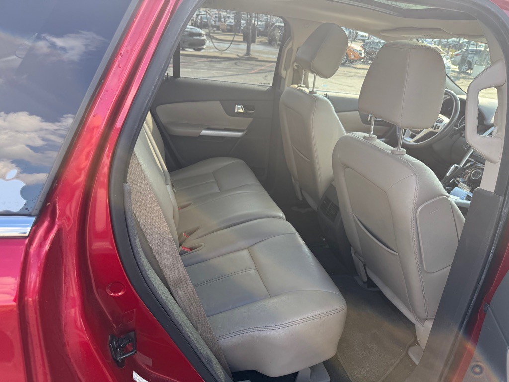 2012 Ford Edge Image 9