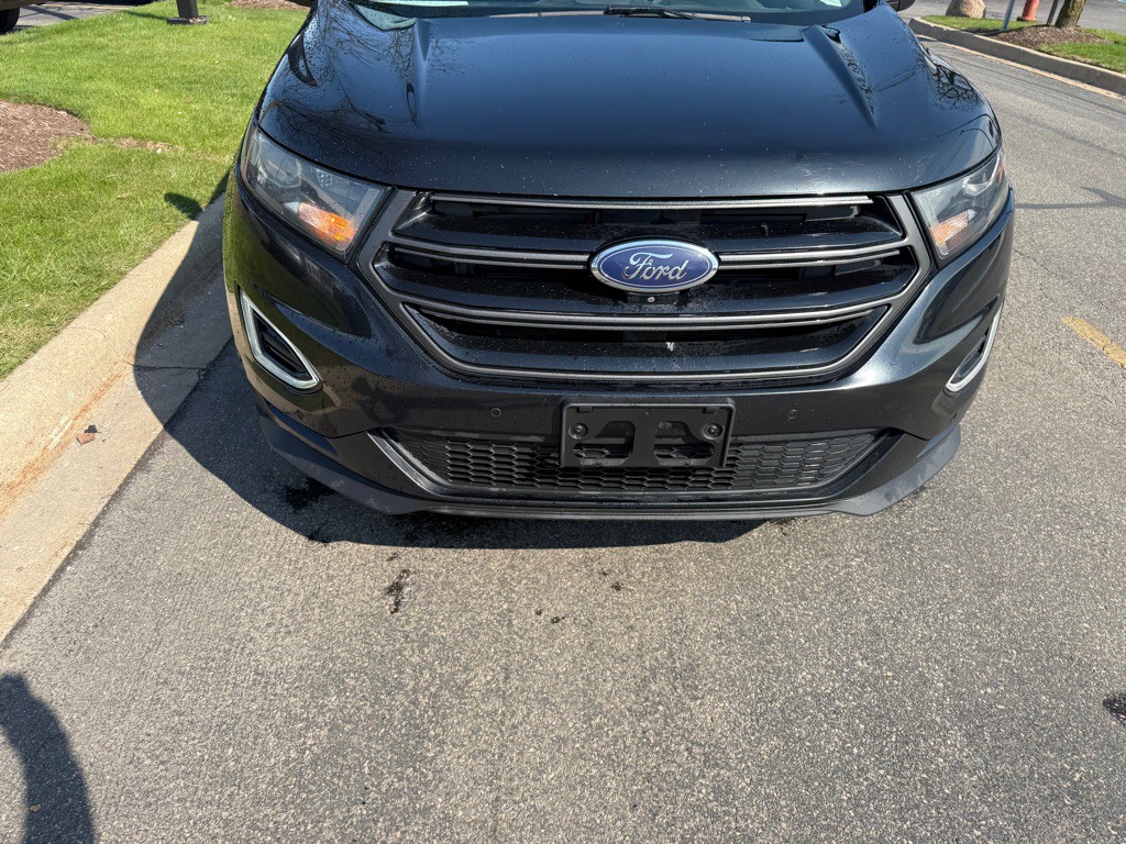 2016 Ford Edge Image 9