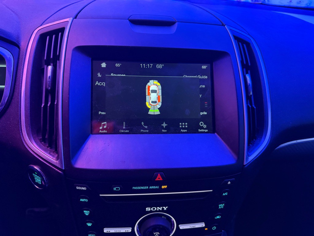 2016 Ford Edge Image 15