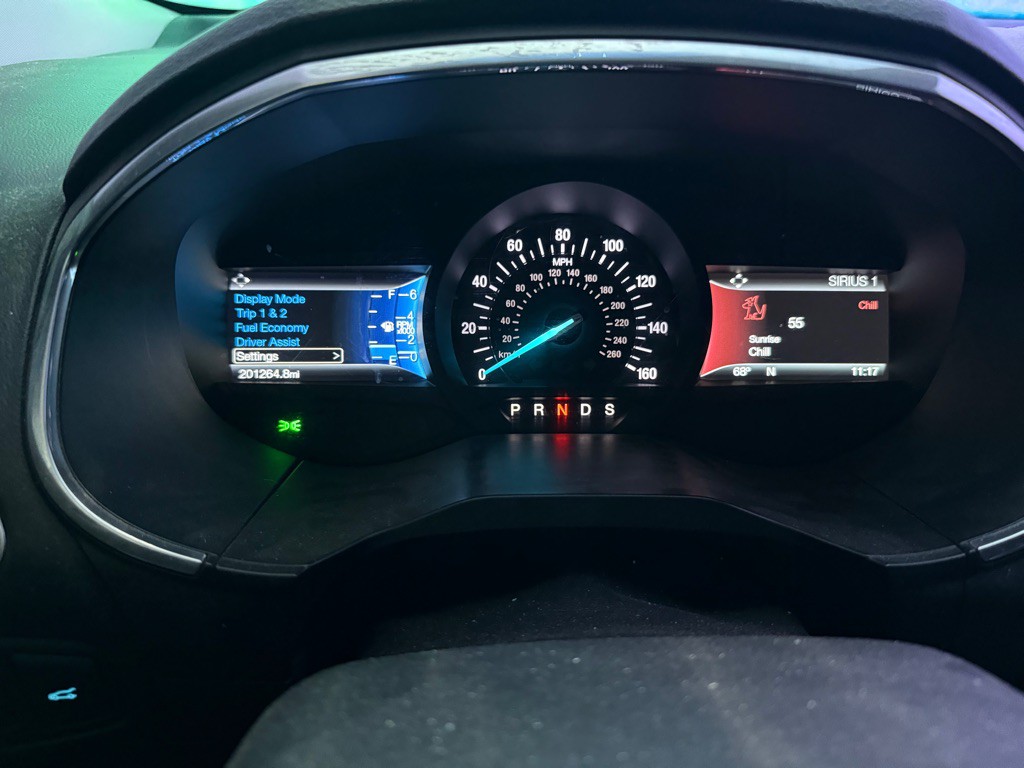 2016 Ford Edge Image 16