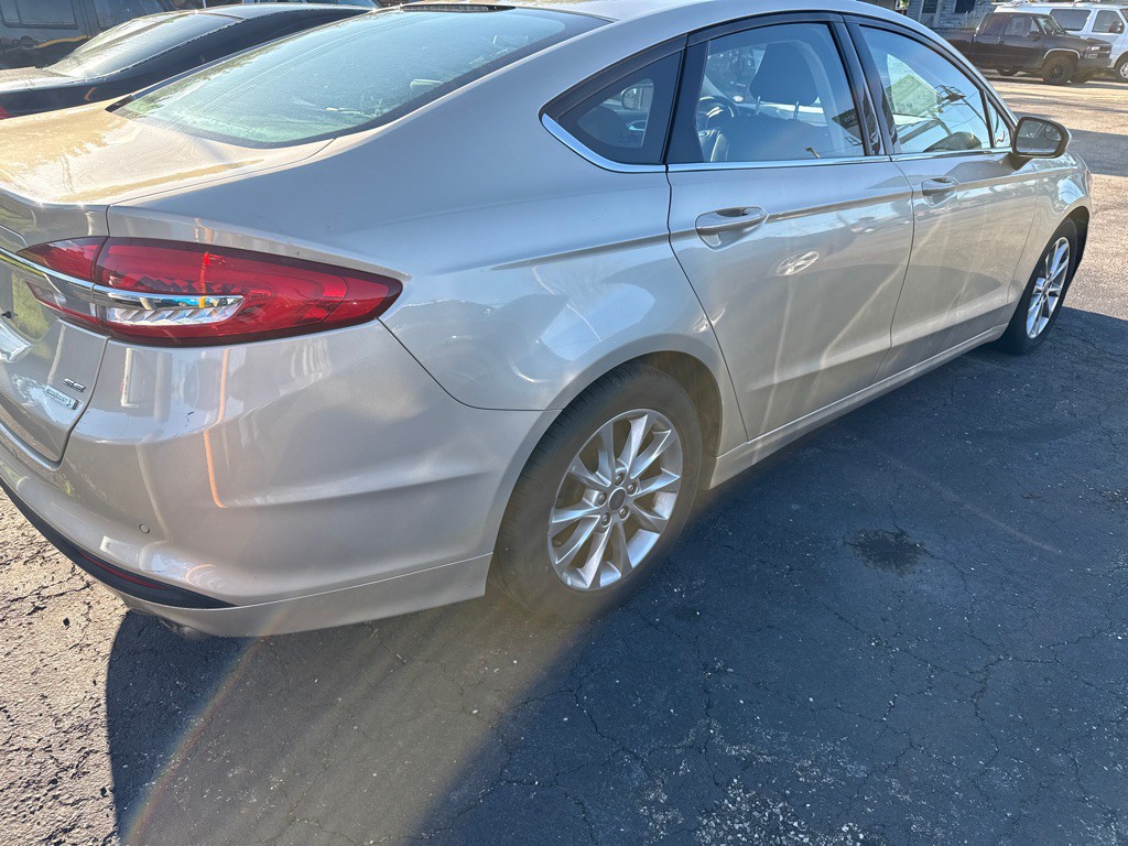 2017 Ford Fusion Image 5