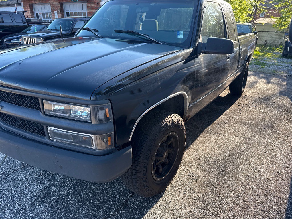 1996 Chevrolet C/K Image 3