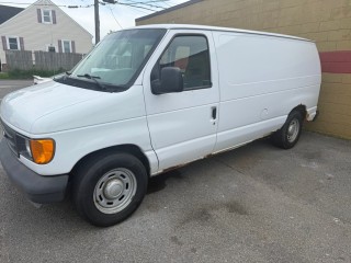 Image for 2004 Ford E-series E-150 ID: 7346125