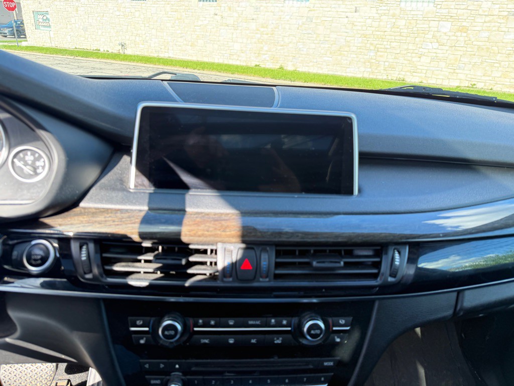 2016 BMW X5 Image 12