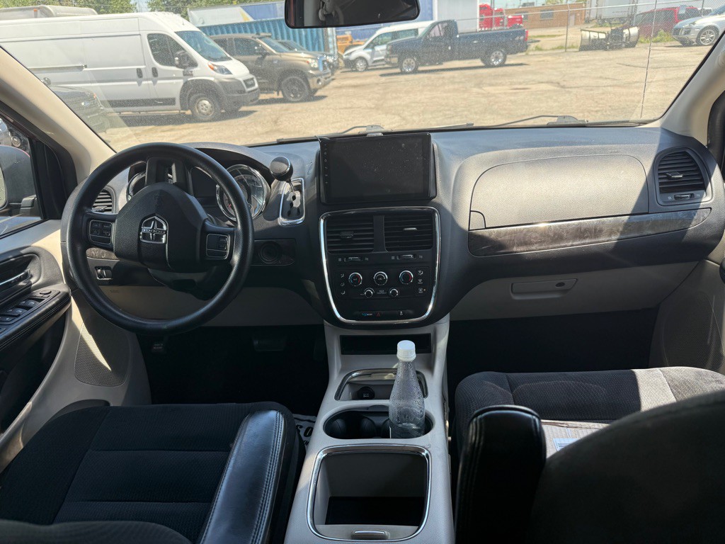 2015 Dodge Grand Caravan Image 4