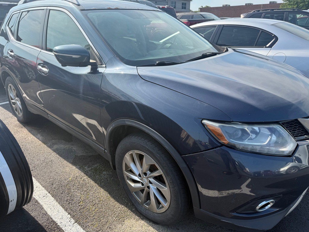 2014 Nissan Rogue Image 2
