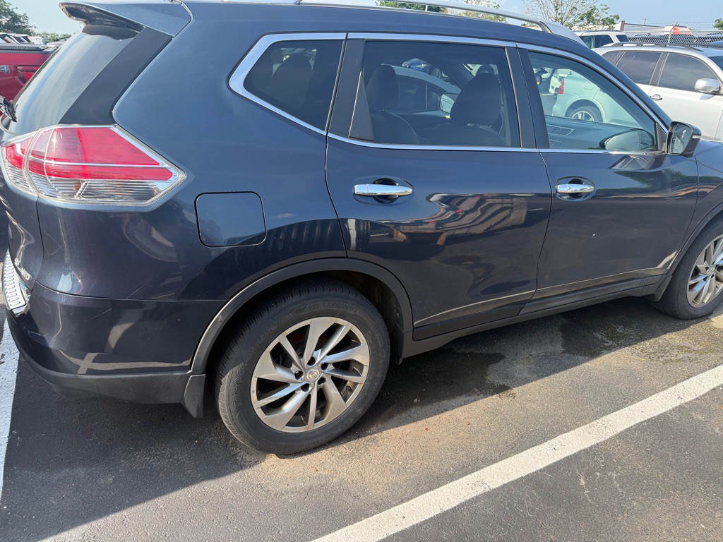 2014 Nissan Rogue Image 3