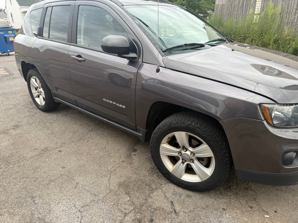 2016 Jeep Compass Image 3