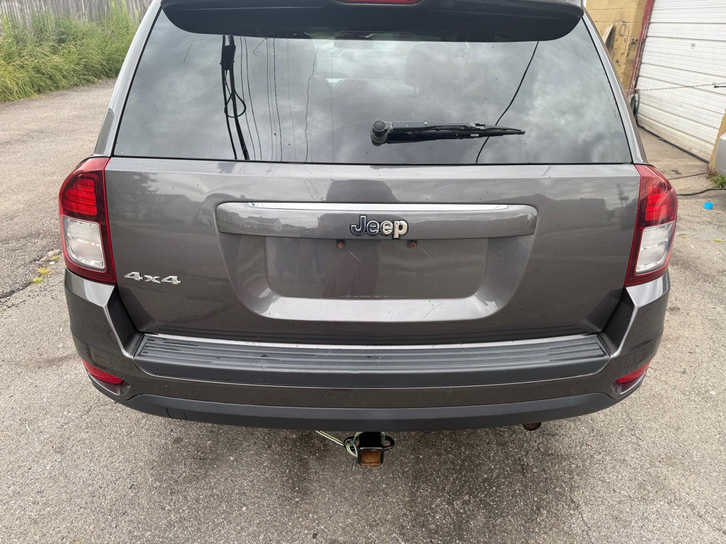 2016 Jeep Compass Image 5