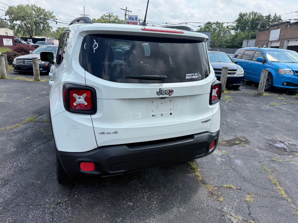 2016 Jeep Renegade Image 4