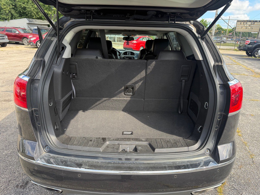 2016 Buick Enclave Image 12