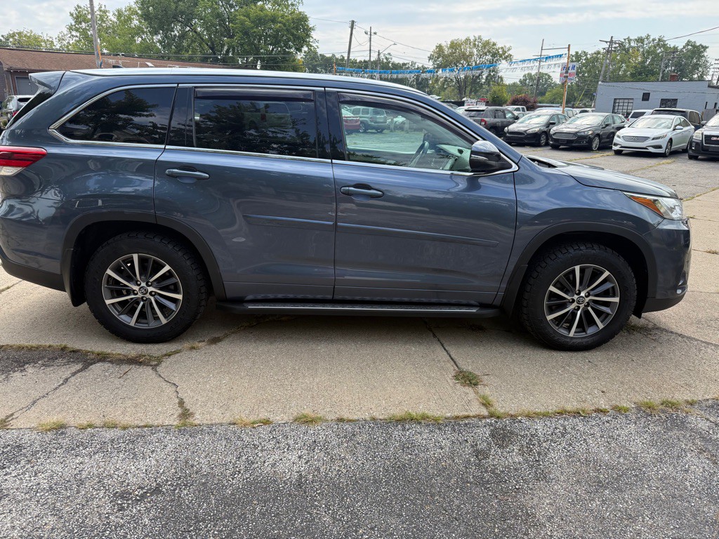 2018 Toyota Highlander Image 5
