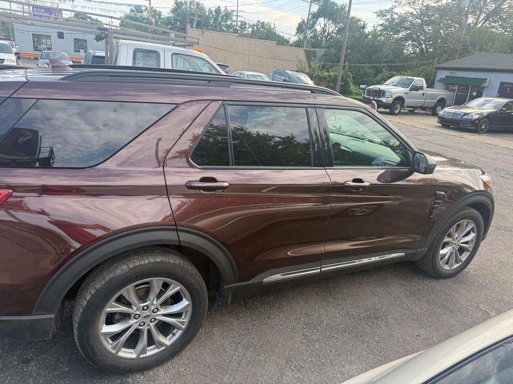 2020 Ford Explorer Image 5