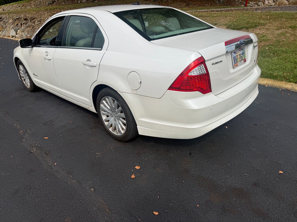2011 Ford Fusion Image 3
