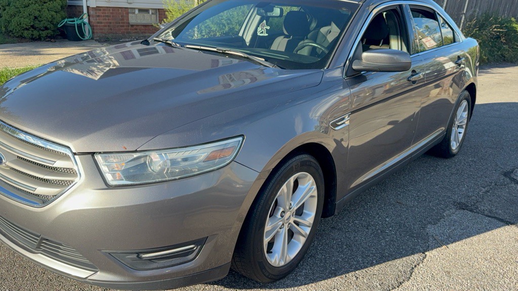 2013 Ford Taurus Image 7