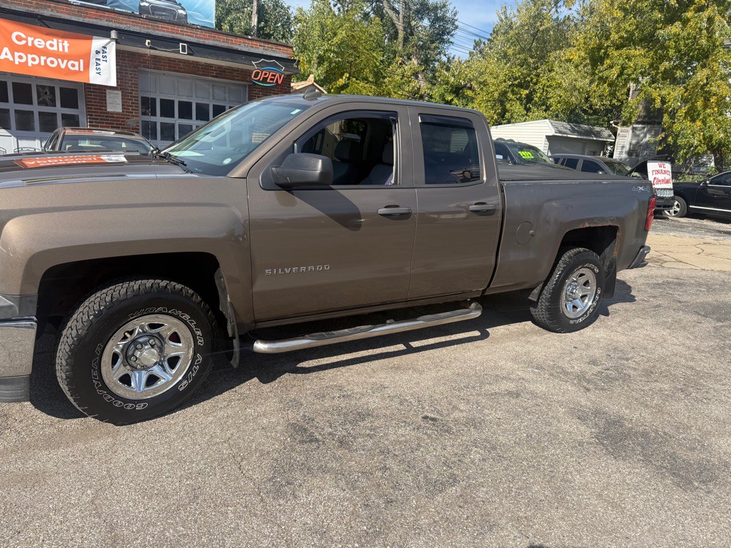 2014 Chevrolet Silverado 1500 Image 2