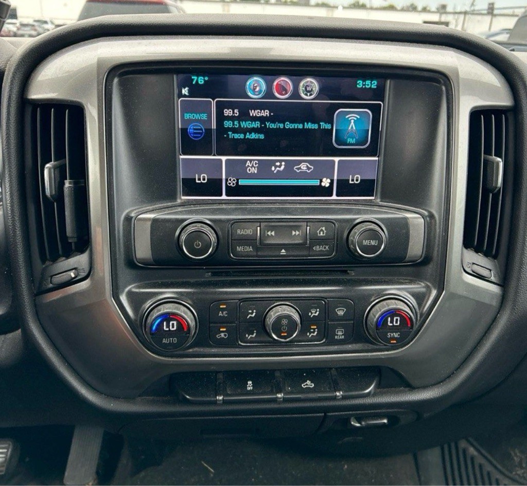 2015 Chevrolet Silverado 1500 Image 14