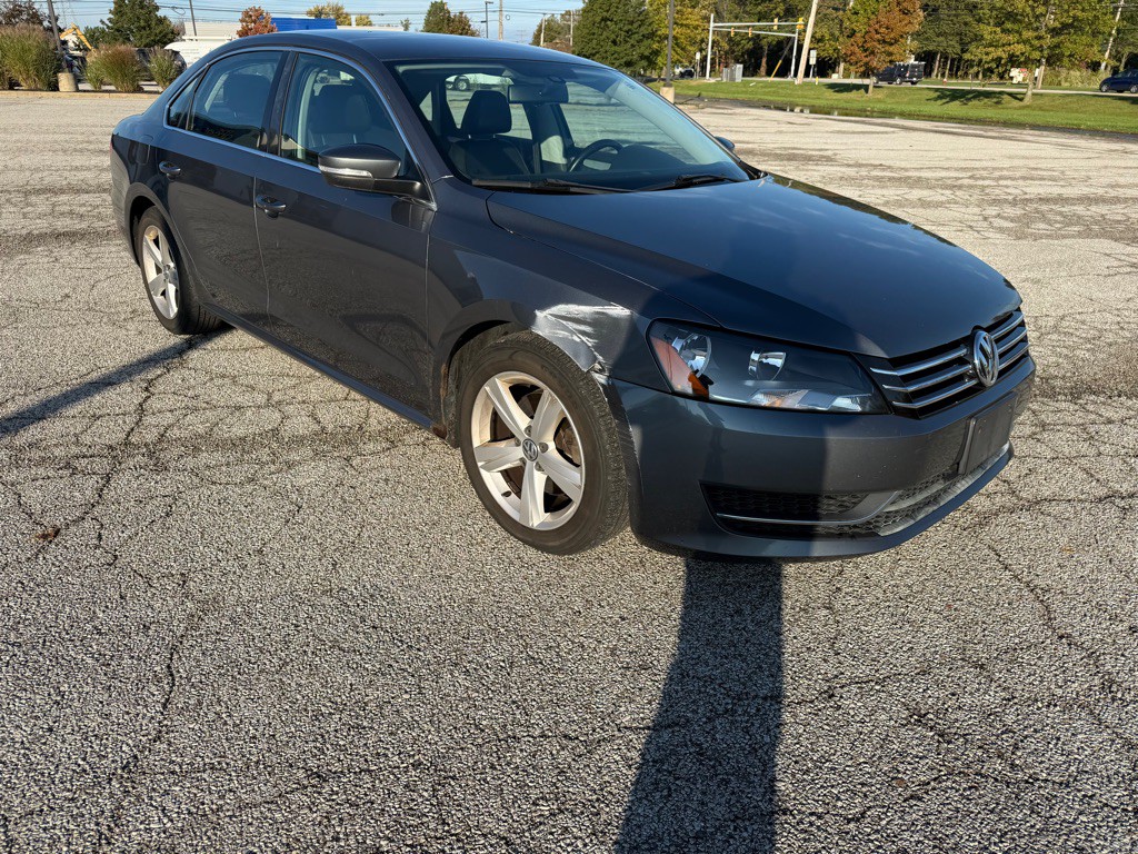 2013 Volkswagen Passat Image 7