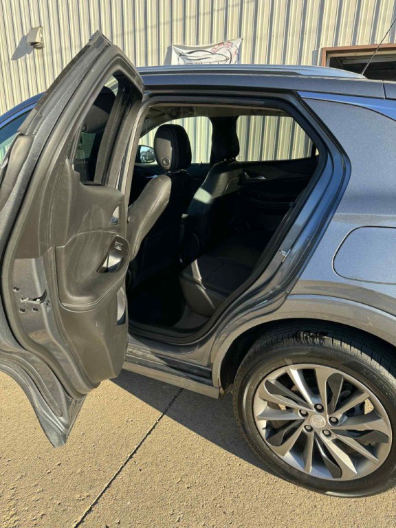 2022 Buick Enclave Image 7
