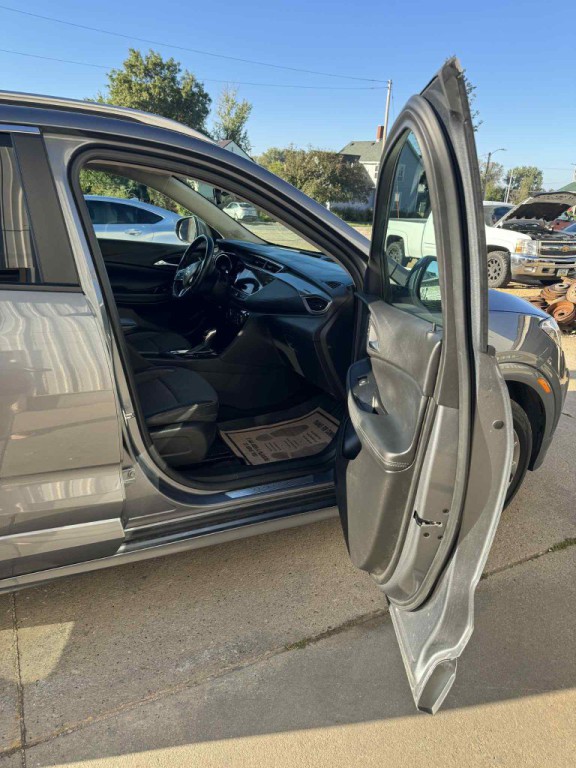 2022 Buick Enclave Image 8