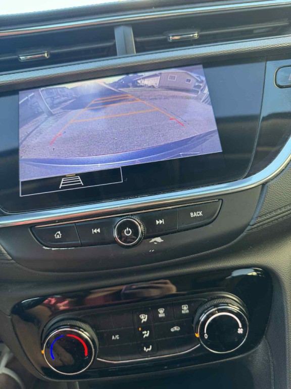 2022 Buick Enclave Image 11