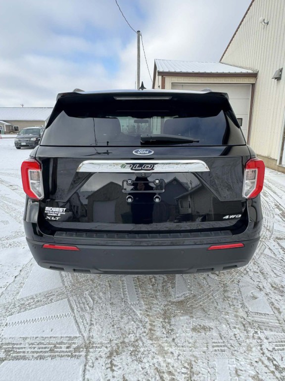 2022 Ford Explorer Image 4