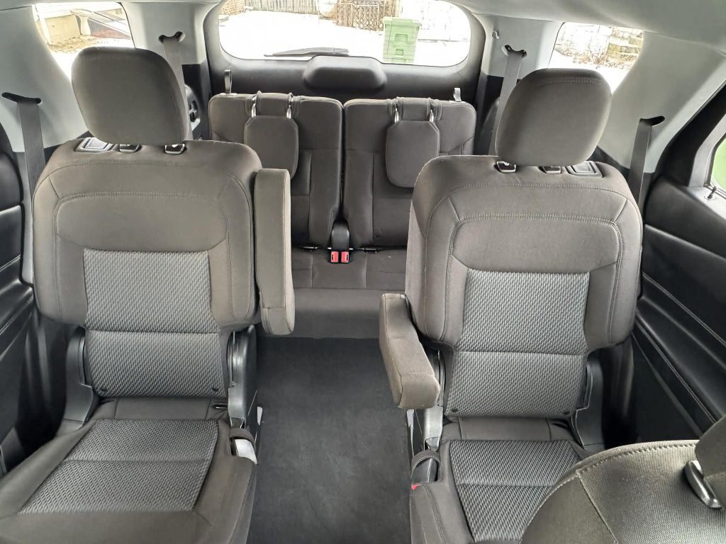 2022 Ford Explorer Image 10