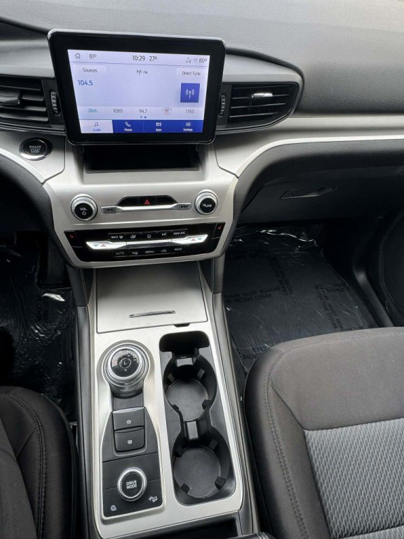 2022 Ford Explorer Image 13