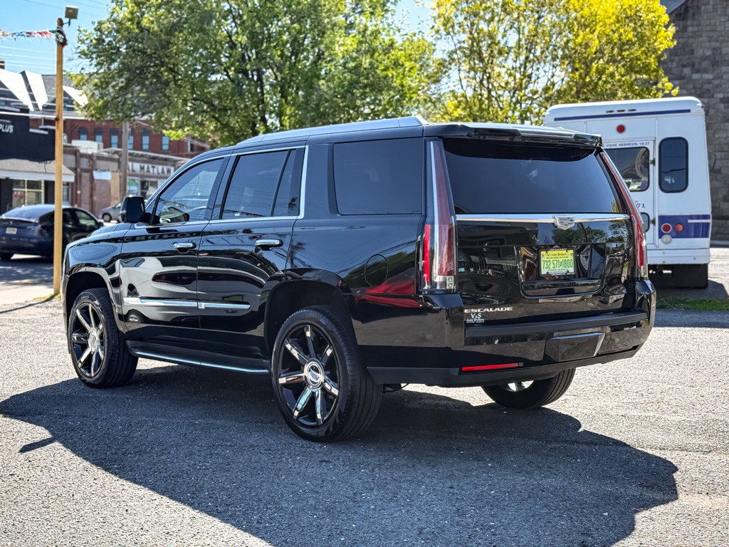 2016 Cadillac Escalade Image 7