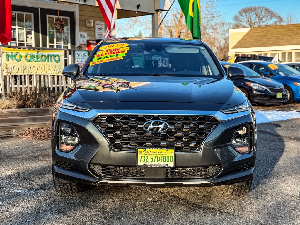 2020 Hyundai Santa Fe Image 2