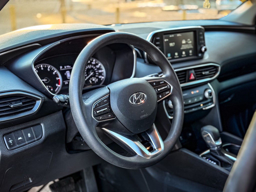 2020 Hyundai Santa Fe Image 9