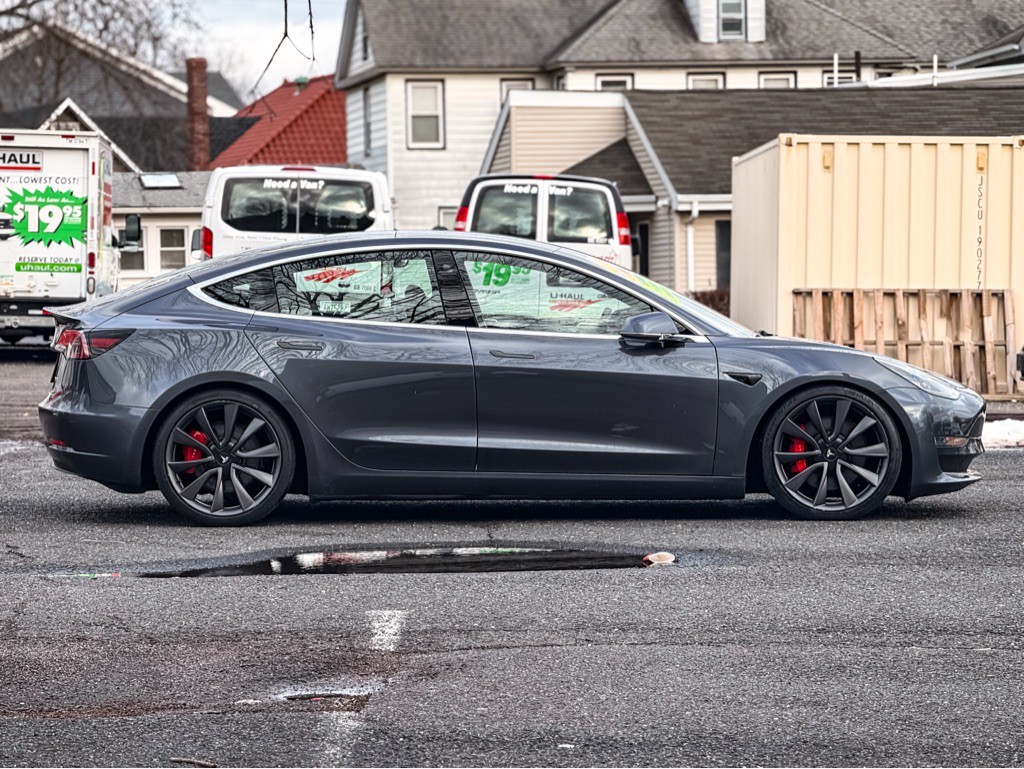 2020 Tesla Model 3 Image 4