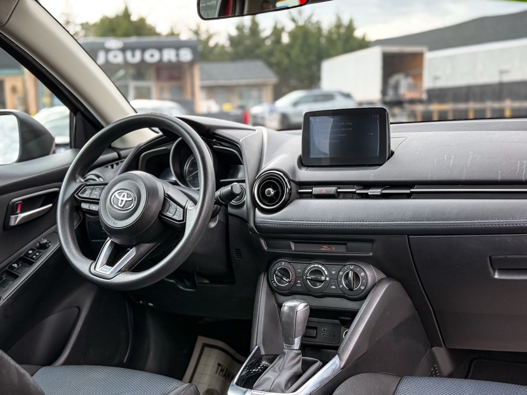 2019 Toyota Yaris Image 10