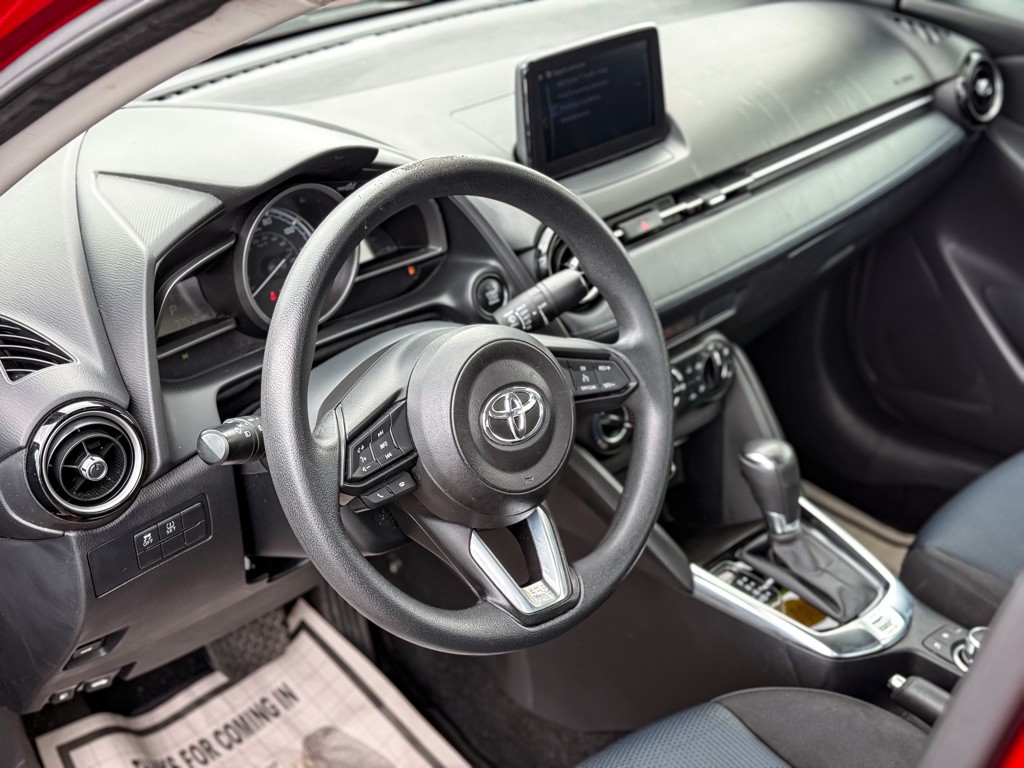 2019 Toyota Yaris Image 12