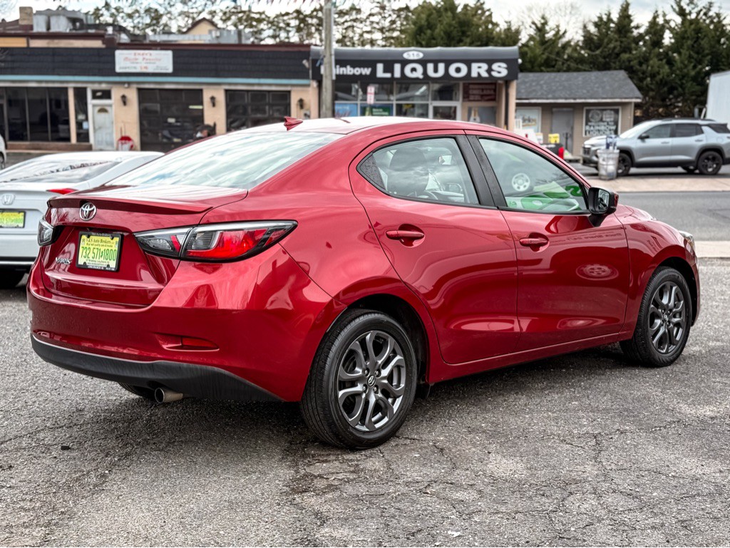 2019 Toyota Yaris Image 13