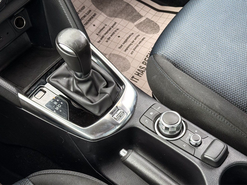 2019 Toyota Yaris Image 17