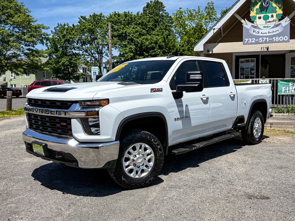 2020 Chevrolet Silverado 1500 Image 1
