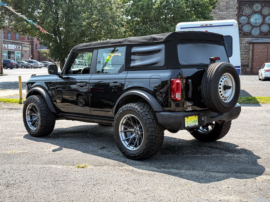 2021 Ford Bronco Image 7